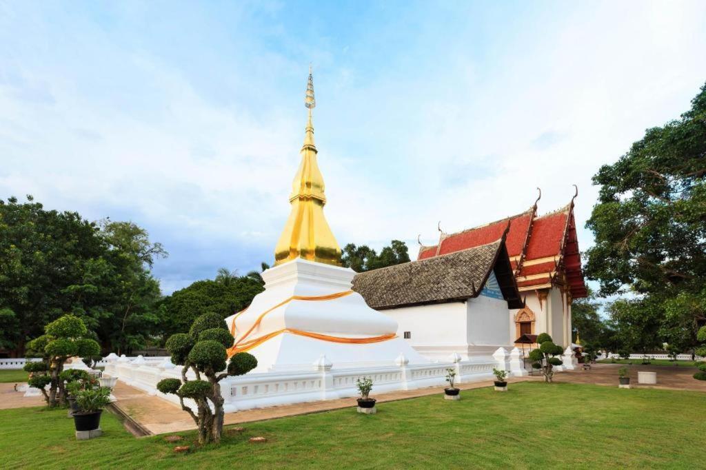 The Impress Khonkaen Hotel Khon Kaen Exterior foto
